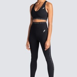 DOYOUEVEN Adapt Leggings